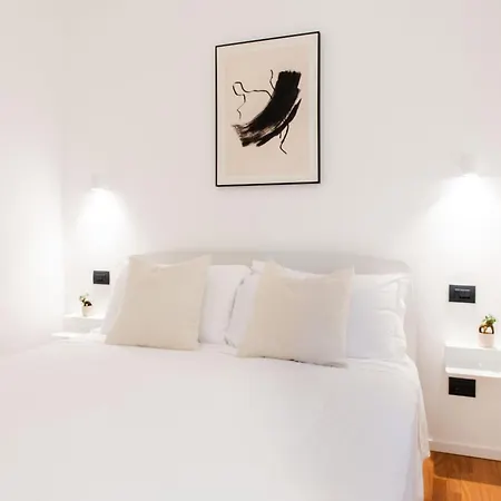Lumen Boutique Neapol