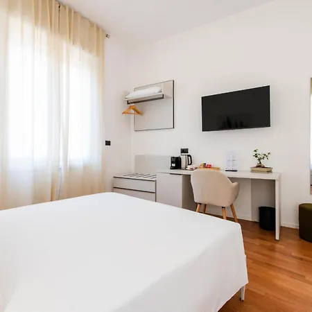 Lumen Boutique Guest house 3*